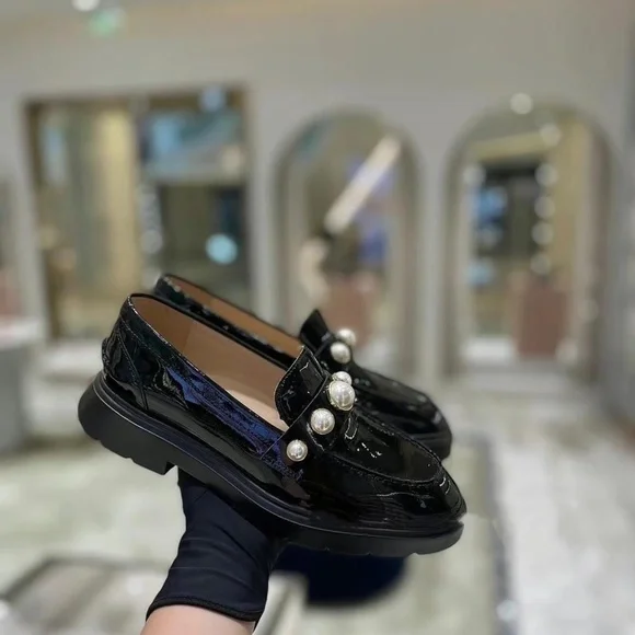 SW Loafer Brand New - Picture 2 of 3